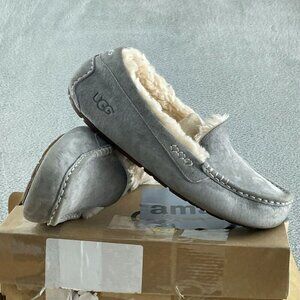 UGG Women's Ansley Slipper, Light Grey, 10 S017